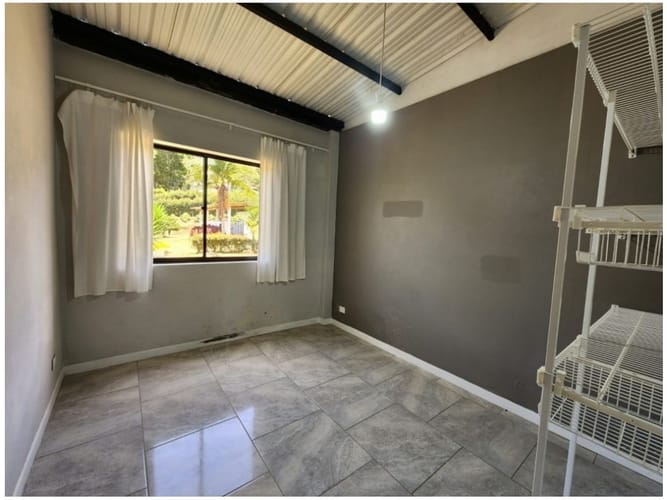Casa de 3 alcobas en venta en San Jose, Guarne, 250 m² · foto 9 de 14