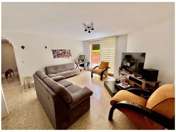 Apartamento de 2 alcobas en venta en Castropol, Medellín, 106 m² · foto 4 de 15