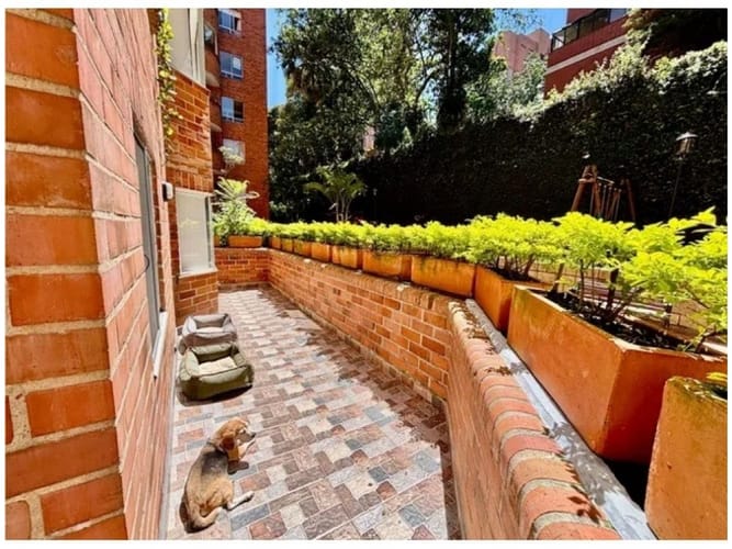 Apartamento de 2 alcobas en venta en Castropol, Medellín, 106 m² · foto 12 de 15