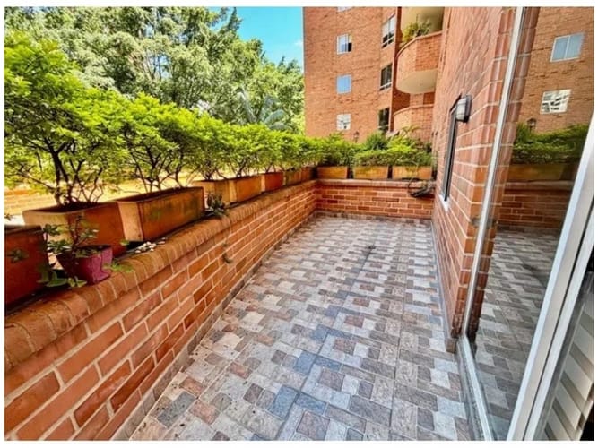 Apartamento de 2 alcobas en venta en Castropol, Medellín, 106 m² · foto 14 de 15