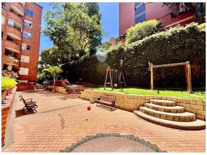 Apartamento de 2 alcobas en venta en Castropol, Medellín, 106 m² · foto 15 de 15
