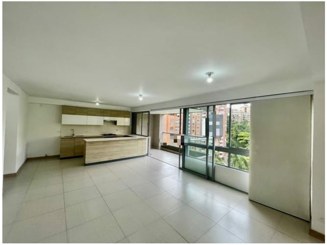 Apartamento en venta en Loma De San Julian, Medellín, 102 m² · foto 2 de 24