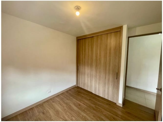 Apartamento en venta en Loma De San Julian, Medellín, 102 m² · foto 12 de 24