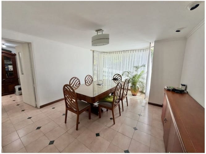 Casa de 5 alcobas en venta en Los Balsos, Medellín, 305 m² · foto 2 de 24