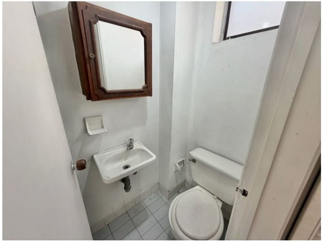 Casa de 5 alcobas en venta en Los Balsos, Medellín, 305 m² · foto 7 de 24
