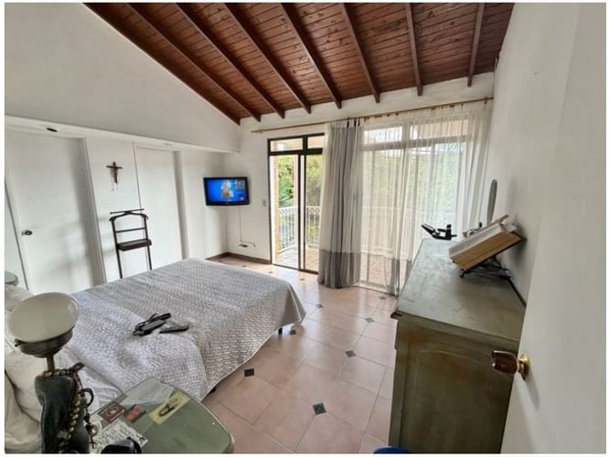 Casa de 5 alcobas en venta en Los Balsos, Medellín, 305 m² · foto 17 de 24