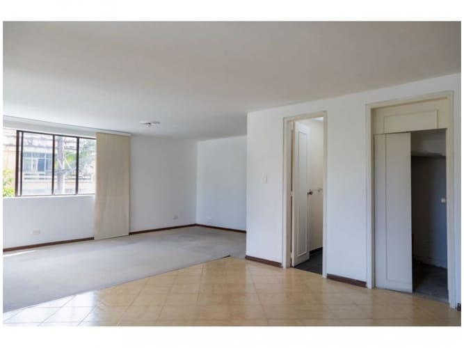 Apartamento de 3 alcobas en venta en Laureles, Medellín, 149 m² · foto 2 de 21