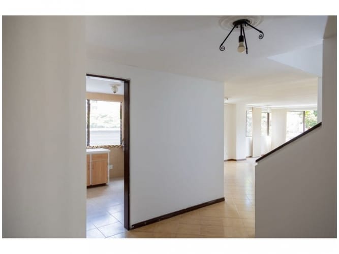 Apartamento de 3 alcobas en venta en Laureles, Medellín, 149 m² · foto 5 de 21