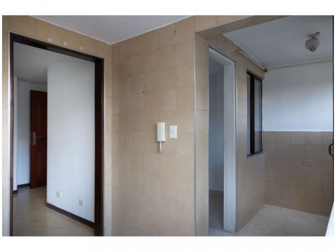 Apartamento de 3 alcobas en venta en Laureles, Medellín, 149 m² · foto 10 de 21