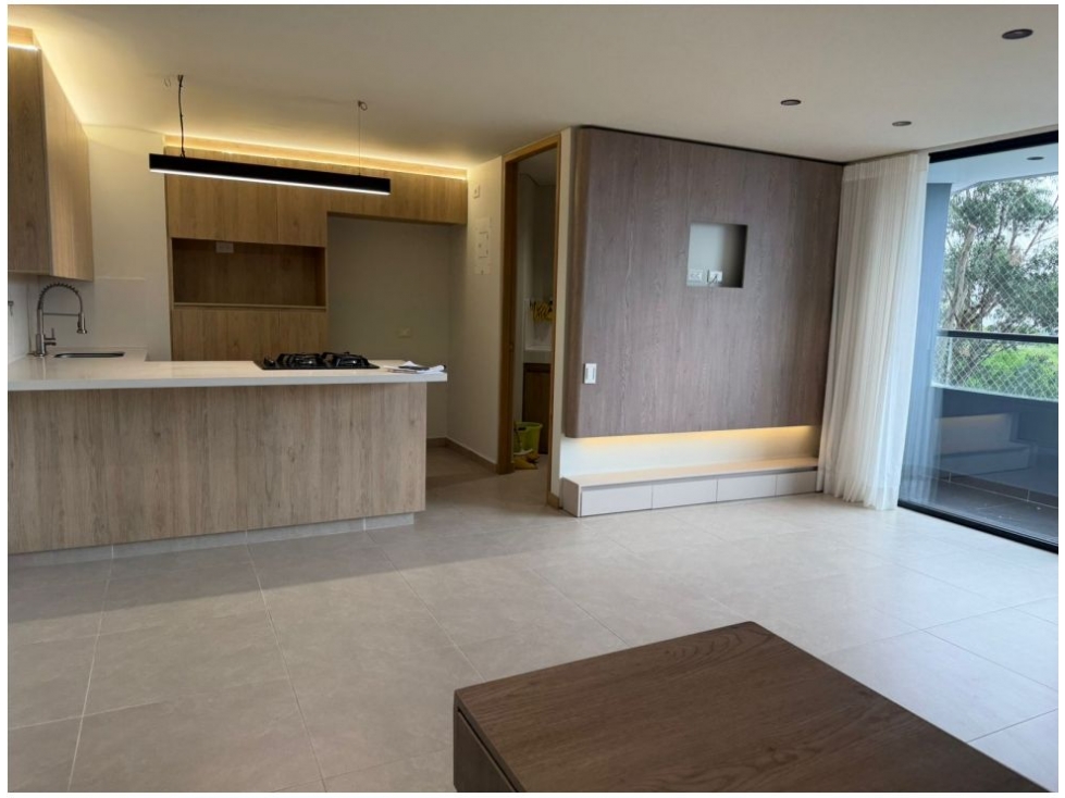 Apartamento en venta en Las Palmas, Medellín · foto 8 de 24