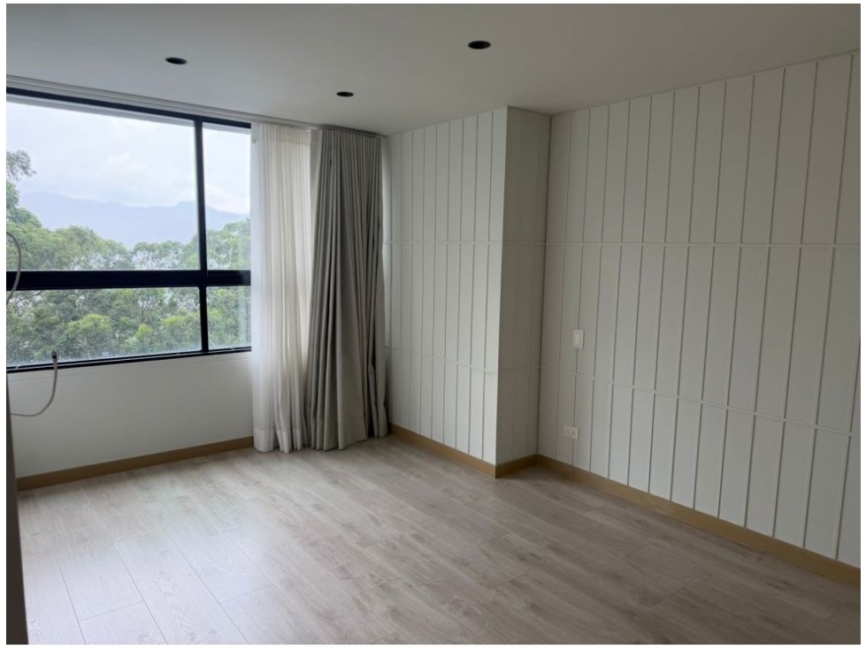 Apartamento en venta en Las Palmas, Medellín · foto 12 de 24