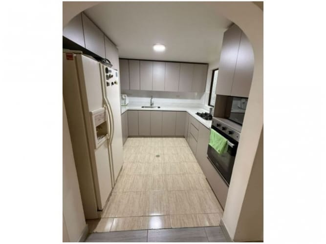 Casa de 5 alcobas en venta en Entre Amigos, Sabaneta, 166 m² · foto 2 de 24