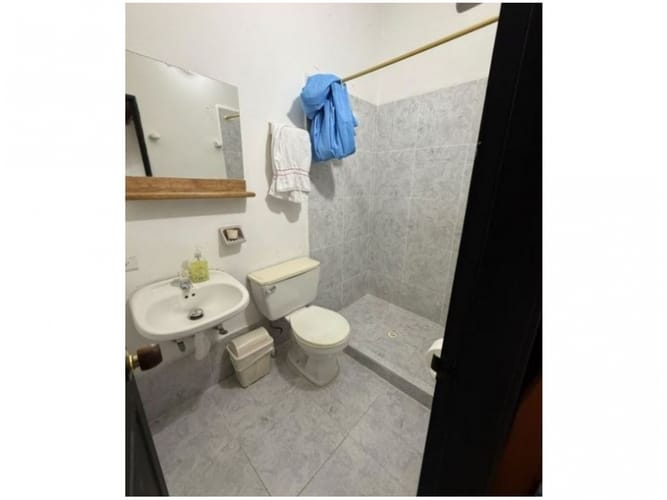 Casa de 5 alcobas en venta en Entre Amigos, Sabaneta, 166 m² · foto 5 de 24