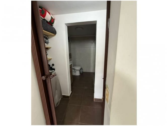 Casa de 5 alcobas en venta en Entre Amigos, Sabaneta, 166 m² · foto 15 de 24