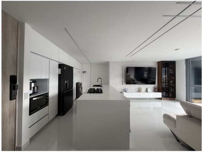 Apartamento de 3 alcobas en venta en Ciudad Del Río, Medellín, 119 m² · foto 2 de 17