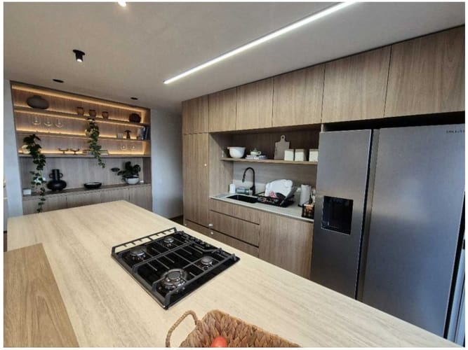 Apartamento de 3 alcobas en venta en Las Lomas No.2, Medellín, 168 m² · foto 7 de 24