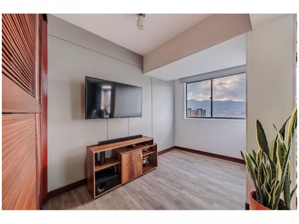 Apartamento en venta en Loma Del Escobero, Envigado · foto 13 de 24