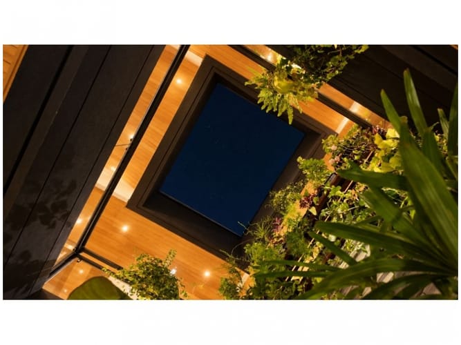 Casa de 3 alcobas en venta en Montessori, Envigado, 310 m² · foto 2 de 24