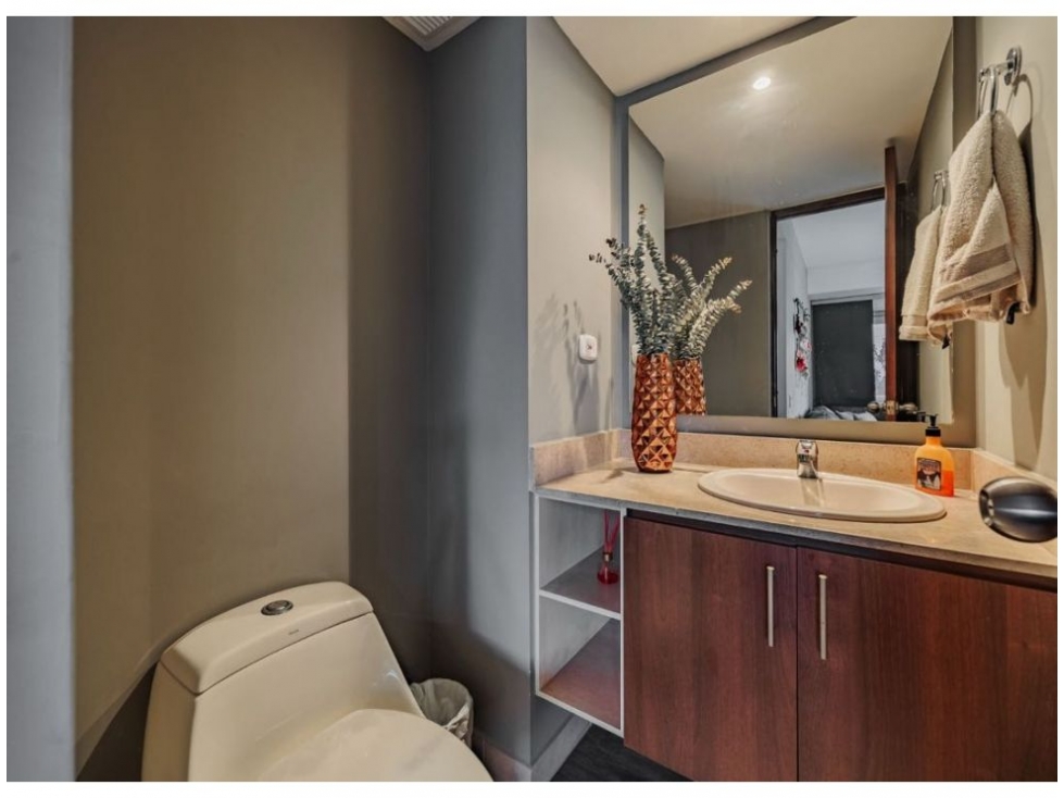 Apartamento en venta en Loma Del Escobero, Envigado · foto 17 de 24
