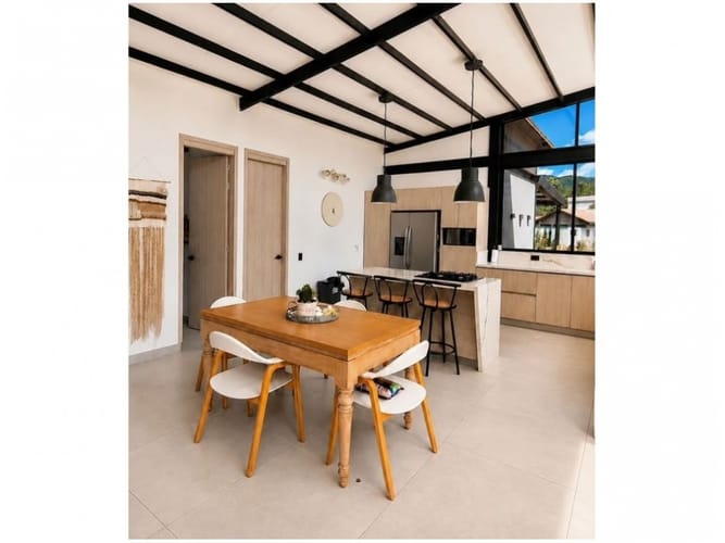Casa de 3 alcobas en venta en Las Palmas, Envigado, 260 m² · foto 5 de 18