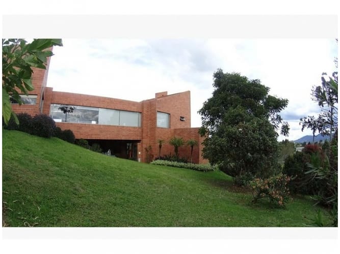 Casa de 4 alcobas en venta en Las Palmas, Bello, 500 m² · foto 13 de 17