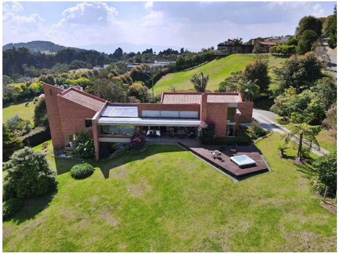 Casa de 4 alcobas en venta en Las Palmas, Bello, 500 m² · foto 17 de 17