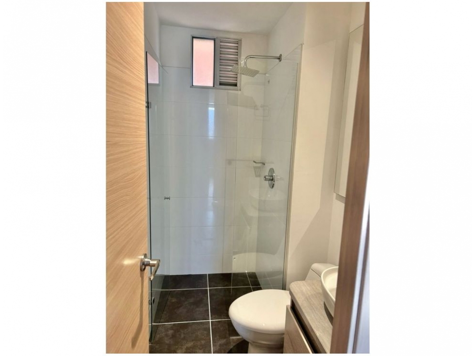 Apartamento en venta en Loma Del Esmeraldal, Envigado · foto 11 de 24
