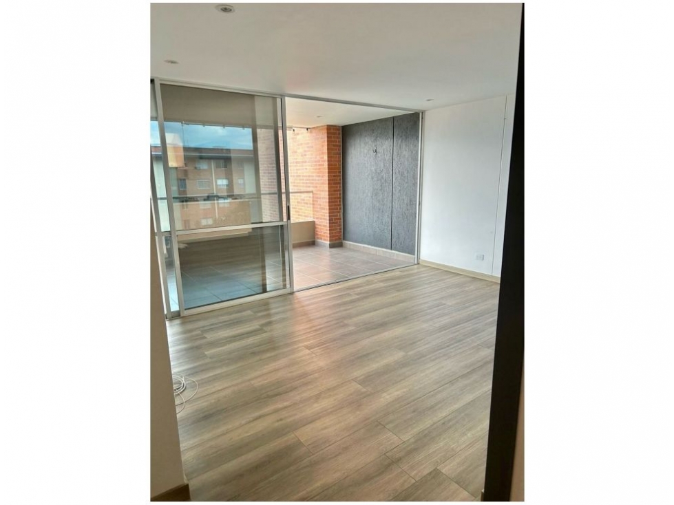 Apartamento en venta en Loma Del Esmeraldal, Envigado · foto 13 de 24