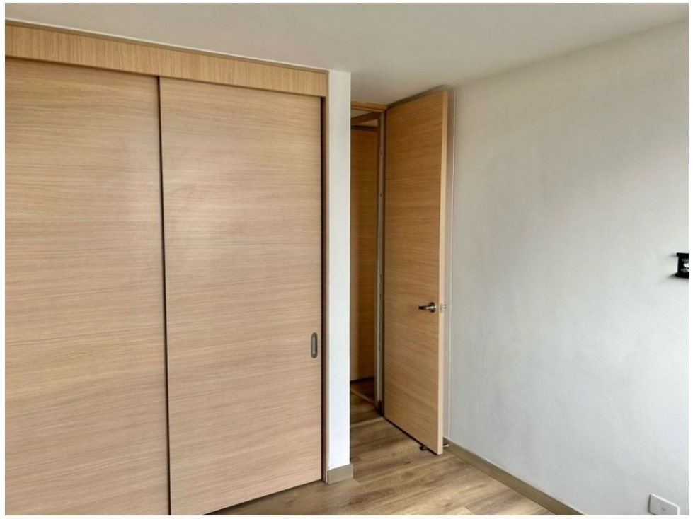 Apartamento en venta en Loma Del Esmeraldal, Envigado · foto 14 de 24