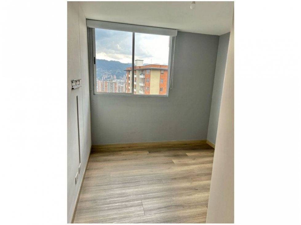 Apartamento en venta en Loma Del Esmeraldal, Envigado · foto 15 de 24
