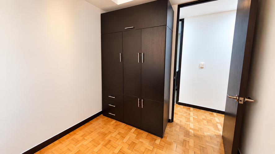 Apartamento de 3 alcobas en venta en Cr. Cibeles, Madrid, 50 m² · foto 2 de 9