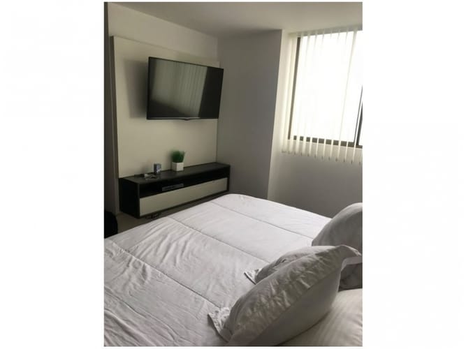 Apartamento de 3 alcobas en venta en El Poblado, Medellín, 92 m² · foto 12 de 19