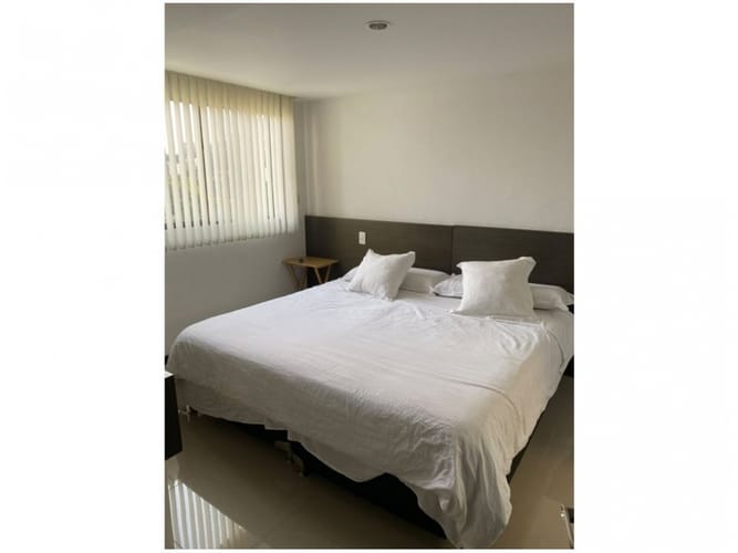 Apartamento de 3 alcobas en venta en El Poblado, Medellín, 92 m² · foto 14 de 19