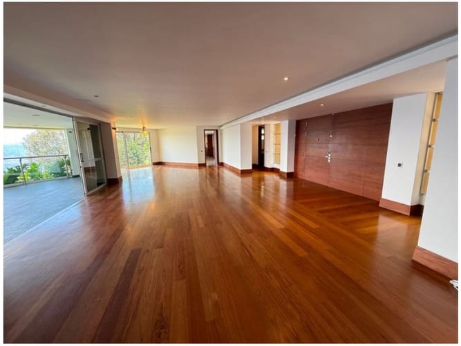 Casa de 3 alcobas en venta en Las Palmas, Medellín, 543 m² · foto 3 de 24