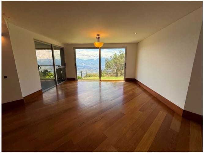 Casa de 3 alcobas en venta en Las Palmas, Medellín, 543 m² · foto 6 de 24