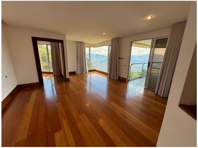 Casa de 3 alcobas en venta en Las Palmas, Medellín, 543 m² · foto 12 de 24