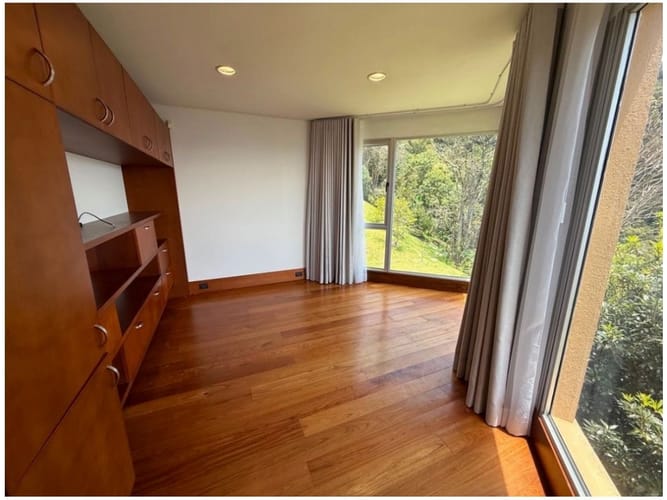 Casa de 3 alcobas en venta en Las Palmas, Medellín, 543 m² · foto 16 de 24