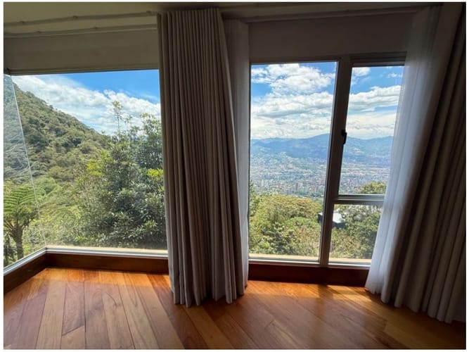 Casa de 3 alcobas en venta en Las Palmas, Medellín, 543 m² · foto 18 de 24