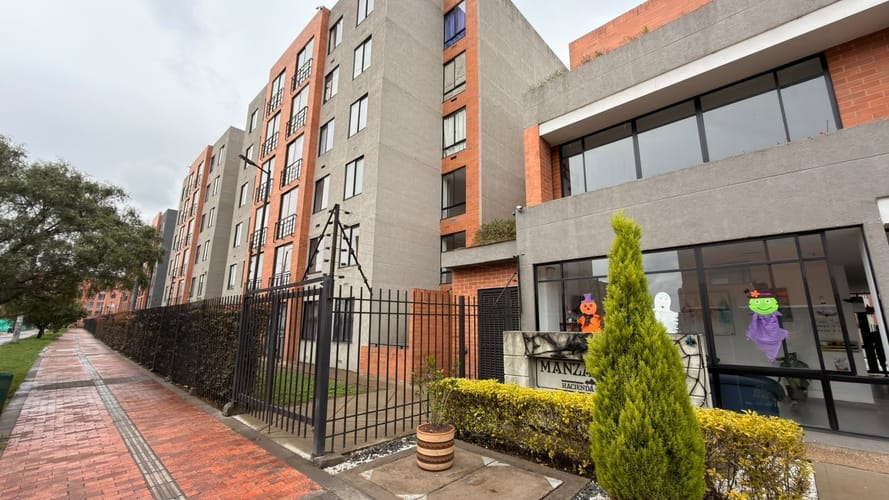 Apartamento de 3 alcobas en venta en Cr. Cibeles, Madrid, 50 m² · foto 9 de 9