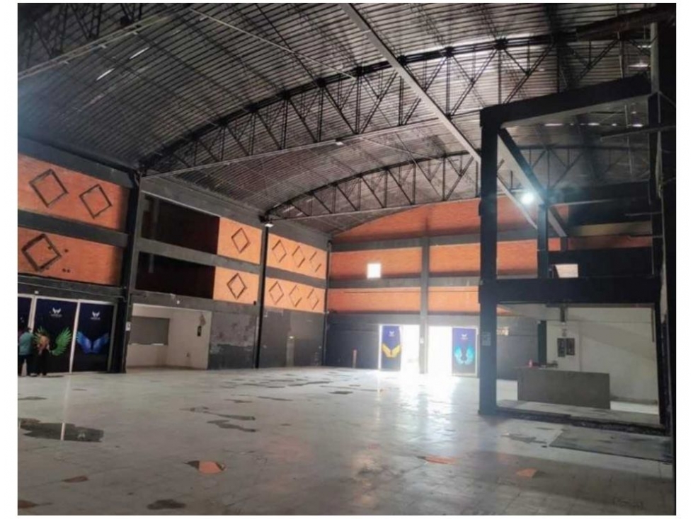 Warehouse in Paso real (694 m²) for Sale - 3