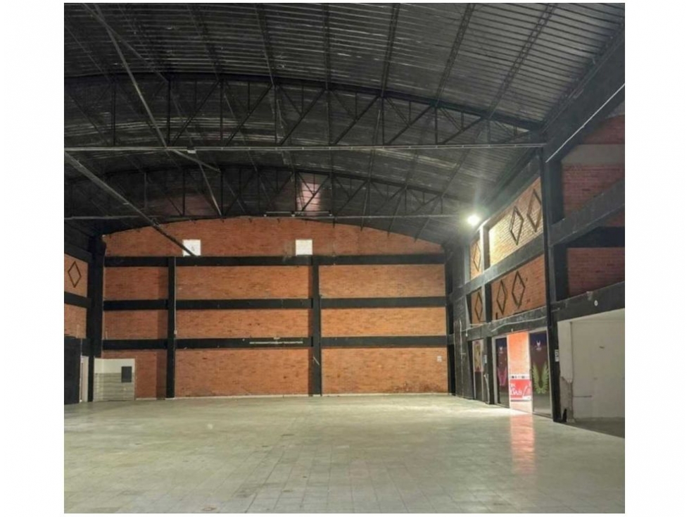 Warehouse in Paso real (694 m²) for Sale - 4