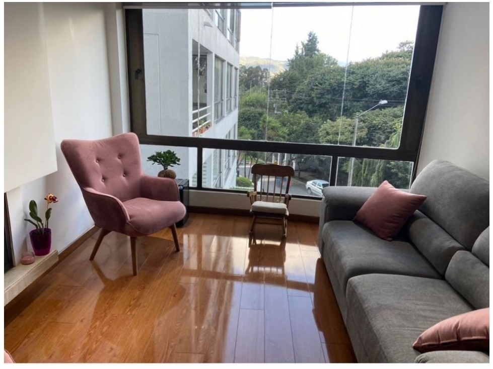Apartamento en venta en Niza, Bogotá · foto 8 de 18