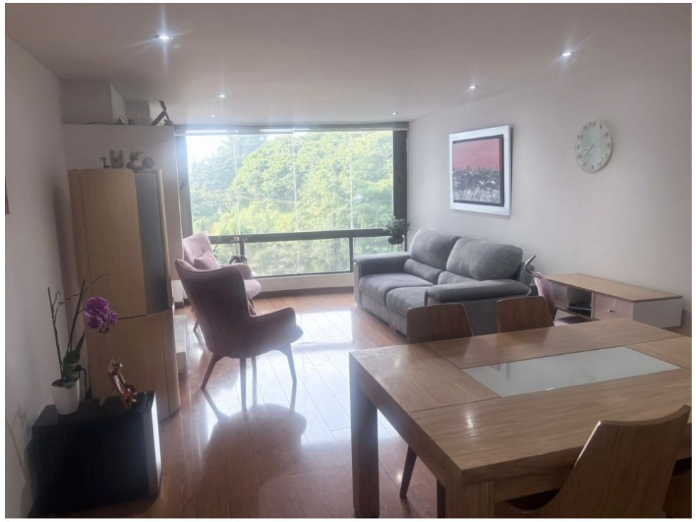 Apartamento en venta en Niza, Bogotá · foto 9 de 18