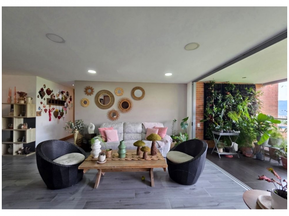 Apartamento en venta en Loma Benedictinos, Envigado · foto 5 de 24