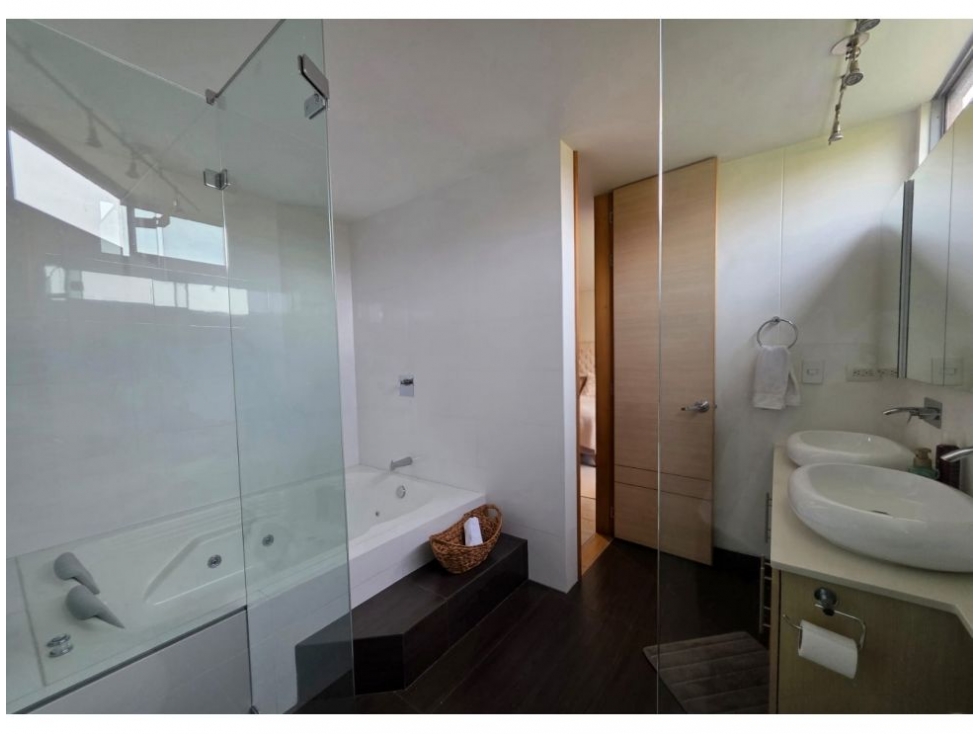 Apartamento en venta en Loma Benedictinos, Envigado · foto 23 de 24