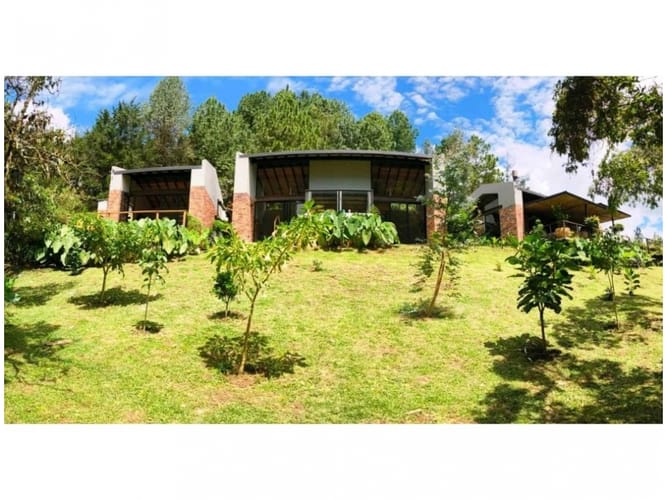 Casa de 4 alcobas en venta en Pantanillo, El Retiro, 484 m² · foto 2 de 20