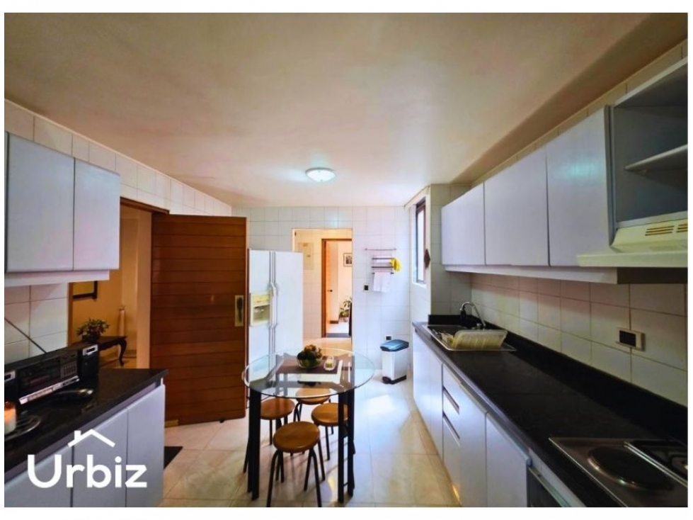 Apartamento en venta en Santa Barbara, Bogotá · foto 7 de 19