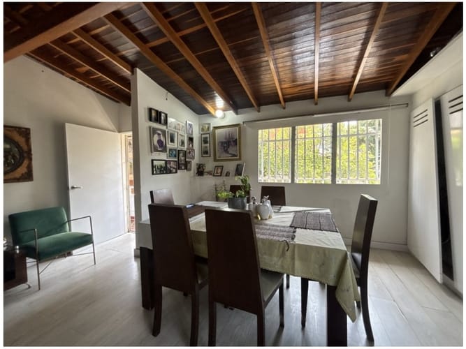 Casa de 6 alcobas en venta en Laureles, Medellín, 212 m² · foto 5 de 19