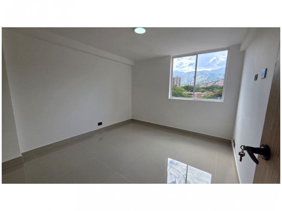 Apartamento en venta en Calasanz, Medellín · foto 10 de 19