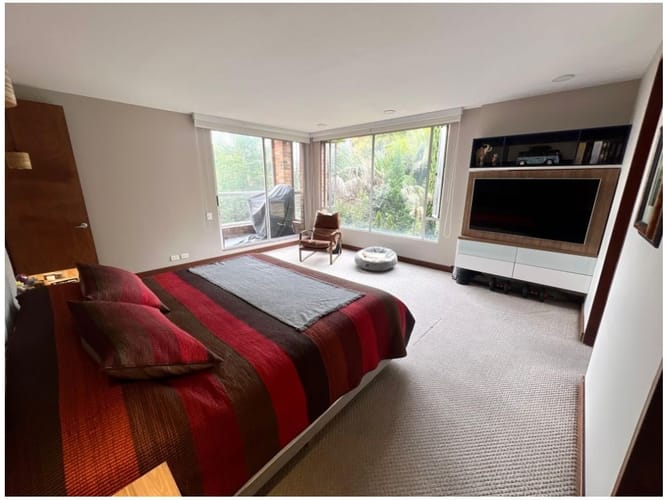 Apartamento de 3 alcobas en venta en Cerros De Suba, Bogotá, 295 m² · foto 10 de 19